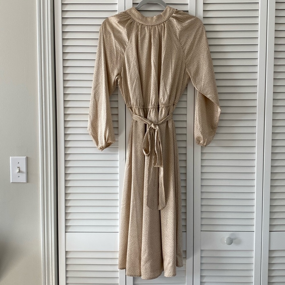 Loft gold/beige black dot dress